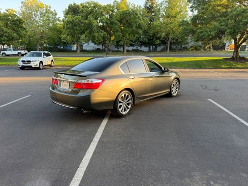 Used 2014 Honda Accord Sport image 5