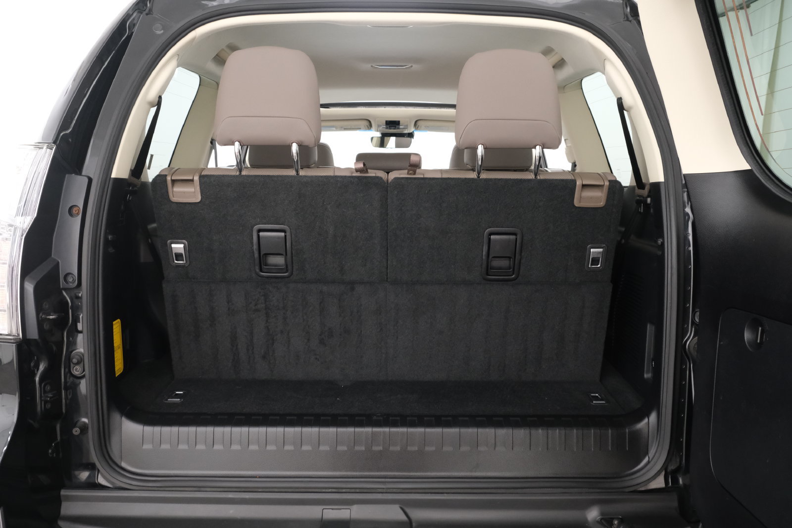 Used 2023 Lexus GX 460 Premium w/ Premium Package AWD/4WD image 38