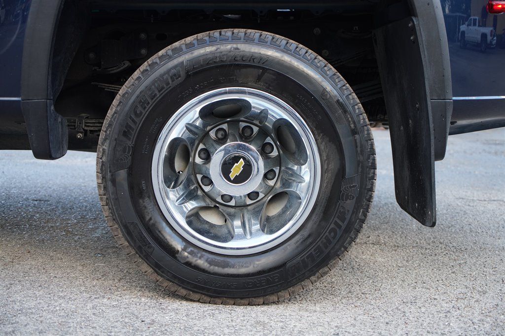 Used 2021 Chevrolet Silverado 3500 High Country w/ LPO, Hitch Package AWD/4WD image 39