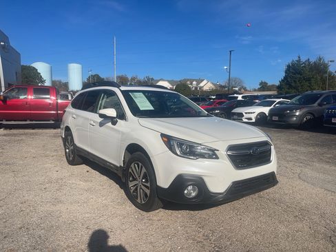 Used 2019 Subaru Outback 2.5i Limited image 3