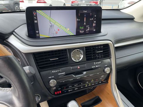 Used 2022 Lexus RX 350 FWD w/ Premium Package image 16