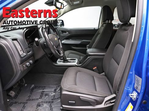 Used 2022 Chevrolet Colorado LT w/ Safety Package AWD/4WD image 14