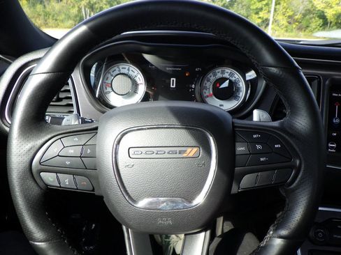 Used 2018 Dodge Challenger R/T Plus RWD image 18