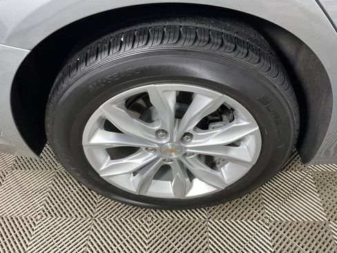 Used 2024 Chevrolet Malibu LT FWD image 10