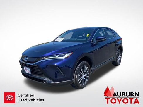 Certified 2024 Toyota Venza LE AWD/4WD image 4