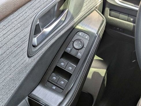 Used 2021 Nissan Rogue SV FWD image 20