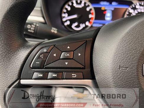 Used 2025 Nissan Altima 2.5 SV FWD image 51
