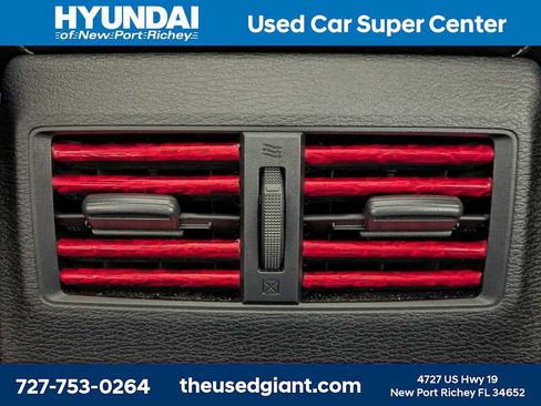 Used 2023 Mitsubishi Outlander SE AWD/4WD image 18