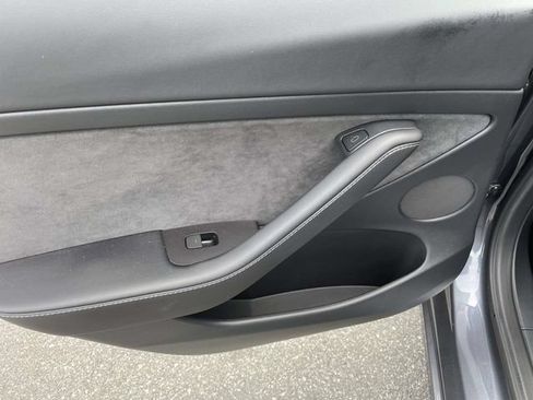 Used 2023 Tesla Model 3 Standard Range RWD image 14