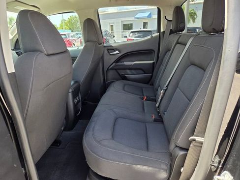 Used 2021 Chevrolet Colorado LT image 14