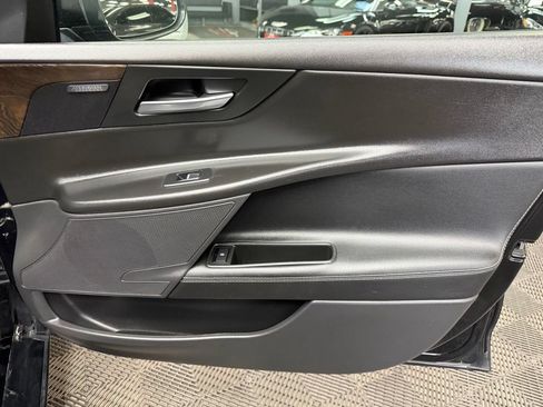 Used 2018 Jaguar XE S RWD image 54