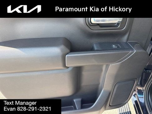 Used 2022 Chevrolet Silverado 1500 Custom AWD/4WD image 12