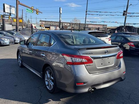 Used 2015 Nissan Sentra SR w/ Navigation Package FWD image 3