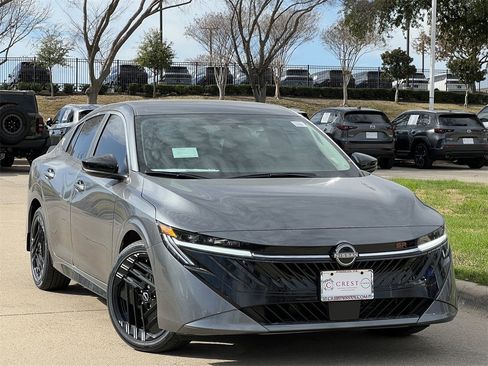 New 2026 Nissan Sentra SR image 2