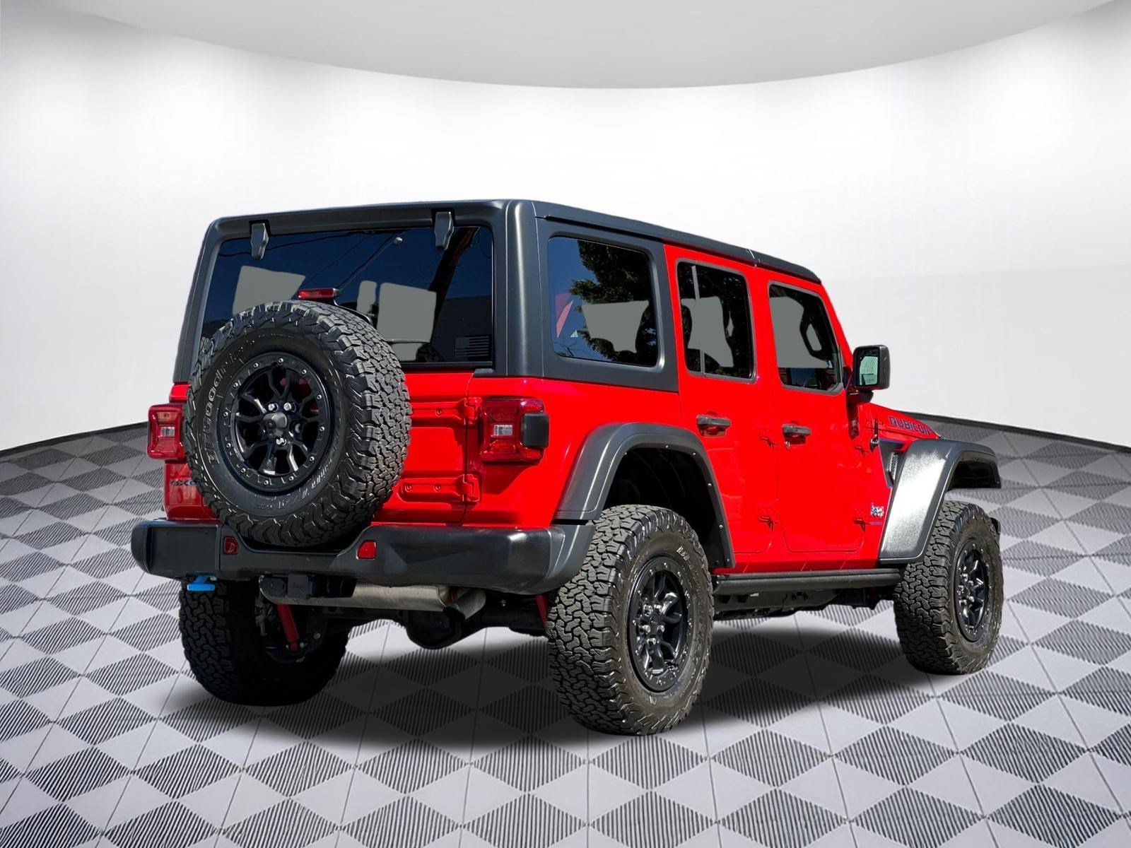 Used 2023 Jeep Wrangler Unlimited Rubicon 4xe AWD/4WD image 9