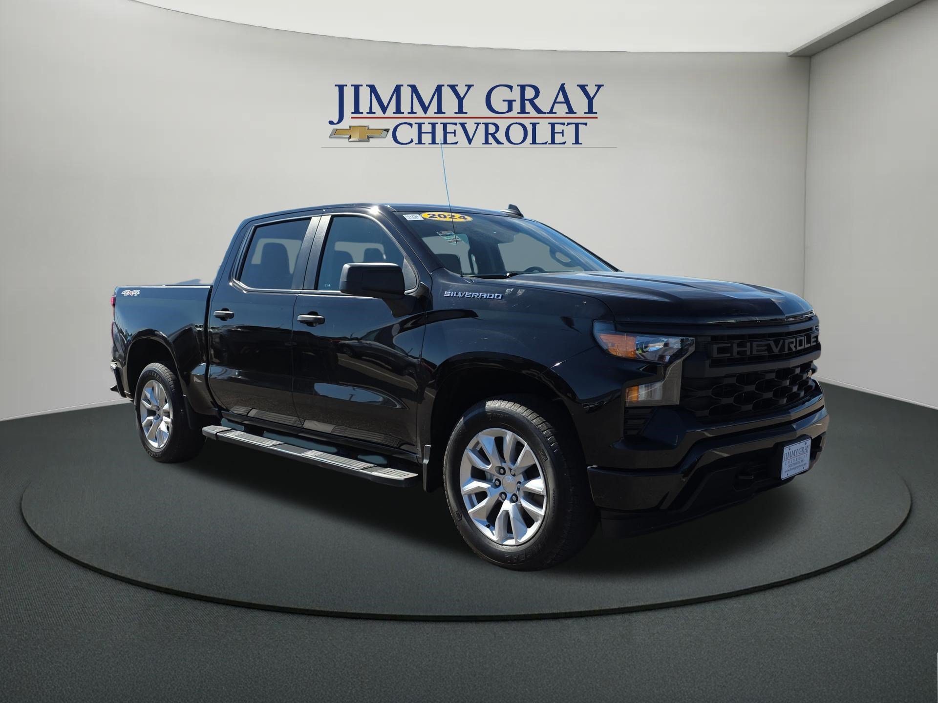 Used 2024 Chevrolet Silverado 1500 Custom AWD/4WD image 7