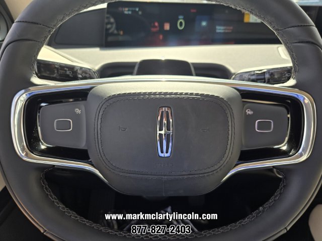 New 2027 Lincoln Navigator Premiere AWD/4WD image 21