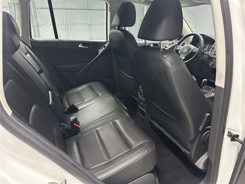 Used 2016 Volkswagen Tiguan S AWD/4WD image 12