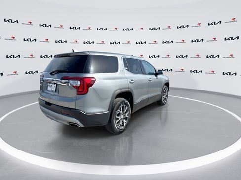 Used 2023 GMC Acadia SLE FWD image 8