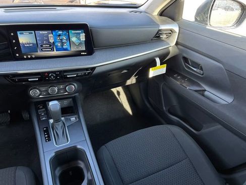 New 2026 Nissan Kicks S image 29