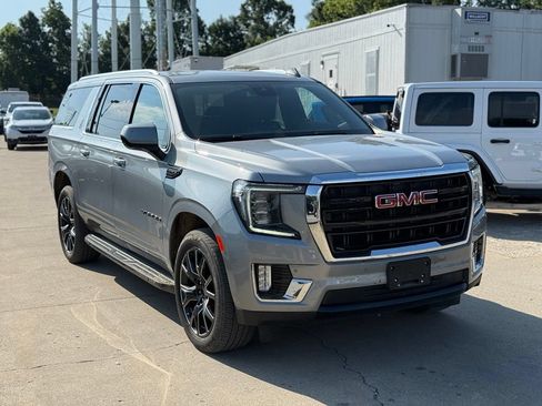 Used 2024 GMC Yukon XL SLE w/ Max Trailering Package AWD/4WD image 4