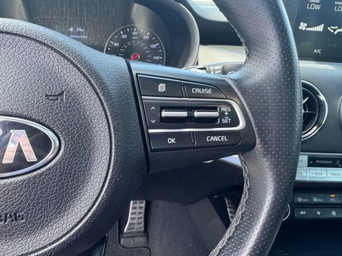 Used 2021 Kia Stinger GT-Line w/ Sun & Sound Package RWD image 14