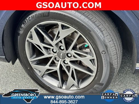 Used 2022 Genesis GV70 2.5T w/ Select Package image 19