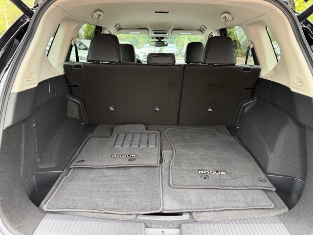 Used 2026 Nissan Rogue SL AWD/4WD image 7