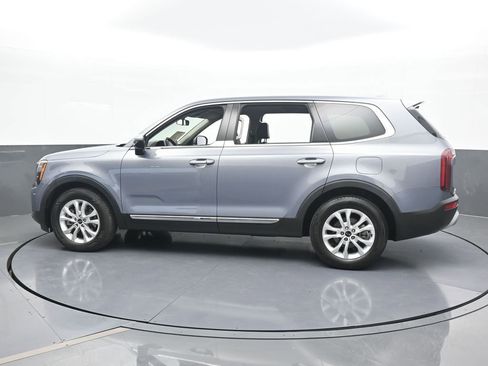 Used 2021 Kia Telluride LX image 3