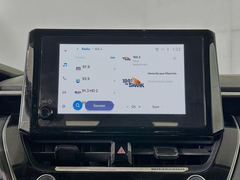 Used 2024 Toyota Corolla LE image 23