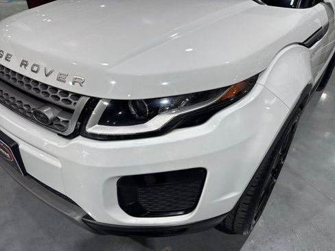 Used 2018 Land Rover Range Rover Evoque SE AWD/4WD image 33