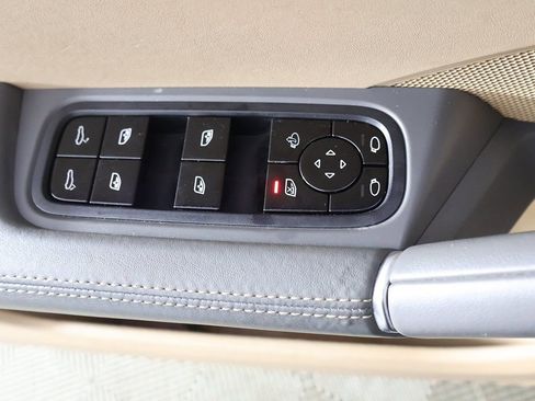 Used 2021 Porsche Cayenne GTS w/ Premium Package Plus image 40