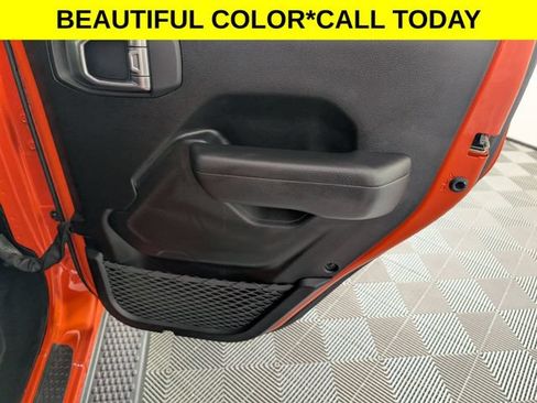 Used 2023 Jeep Wrangler Unlimited Sport AWD/4WD image 28