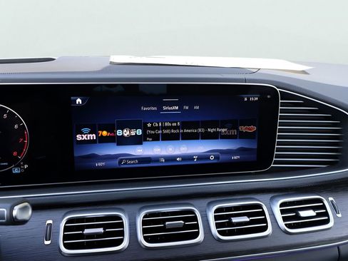 New 2026 Mercedes-Benz GLS 450 4MATIC image 22
