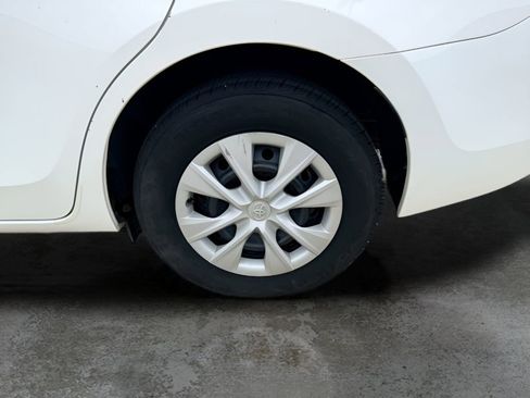 Used 2019 Toyota Corolla L FWD image 31