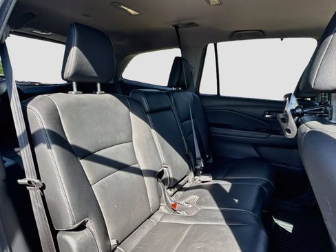 Used 2021 Honda Pilot EX-L image 32