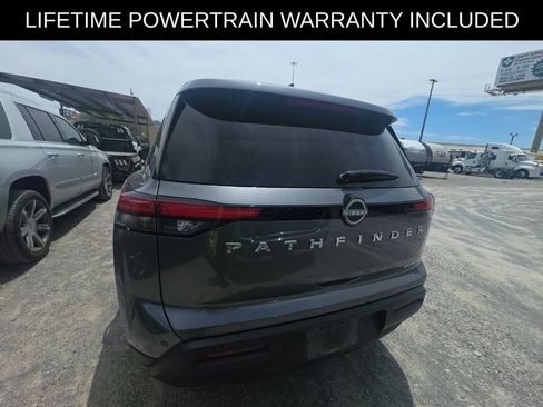 Used 2024 Nissan Pathfinder S AWD/4WD image 5