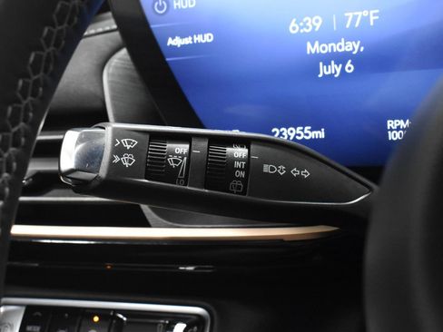Used 2025 Buick Envision Sport Touring AWD/4WD image 15
