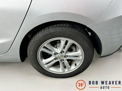 Used 2018 Chevrolet Cruze LT FWD image 26