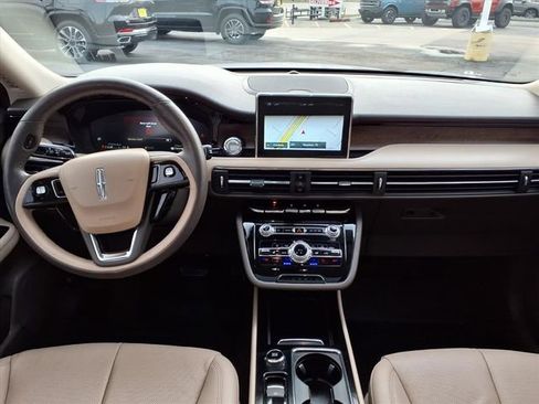 Certified 2022 Lincoln Corsair Reserve w/ Equipment Group 201A image 4