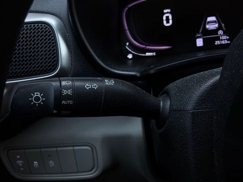 Used 2023 Kia Soul FWD image 34