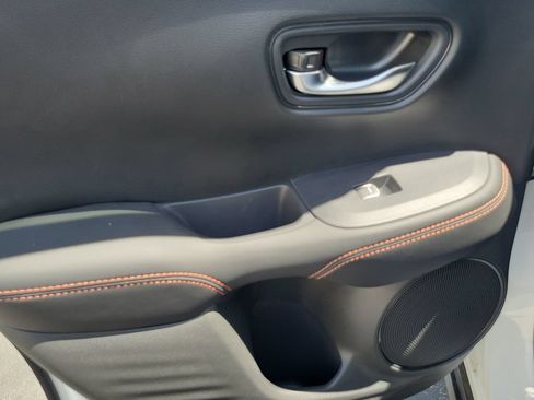 Certified 2027 Honda HR-V Sport image 16