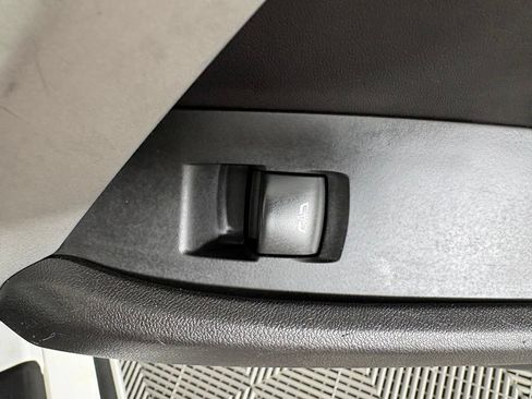 Used 2018 Chevrolet Camaro LT RWD image 36