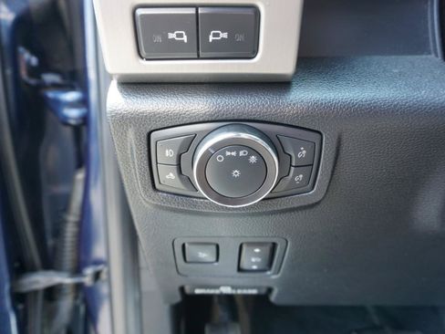 Used 2019 Ford F350 Platinum w/ Platinum Ultimate Package AWD/4WD image 19