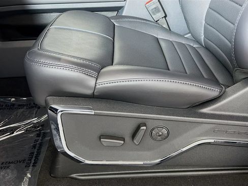 New 2026 Ford F350 Platinum AWD/4WD image 23