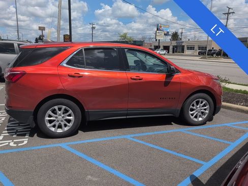 Used 2020 Chevrolet Equinox LT FWD image 3
