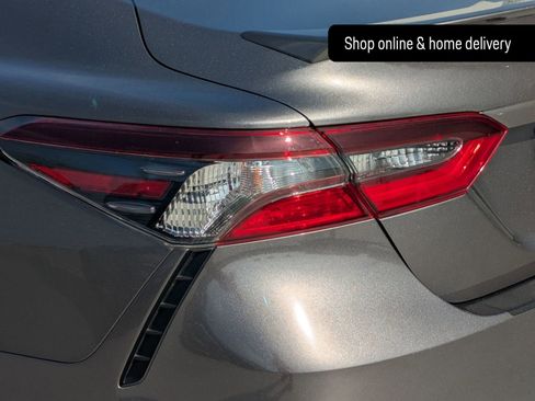 Used 2024 Toyota Camry SE image 18