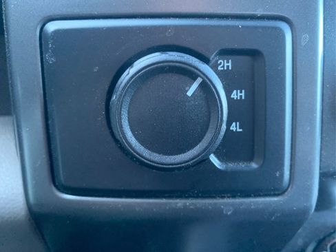 Used 2019 Subaru Forester Limited image 27