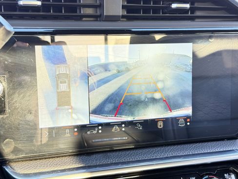 Used 2024 GMC Sierra 2500 Denali w/ Denali Reserve Package image 32