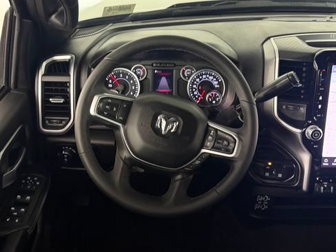 Used 2025 RAM 2500 Big Horn AWD/4WD image 14